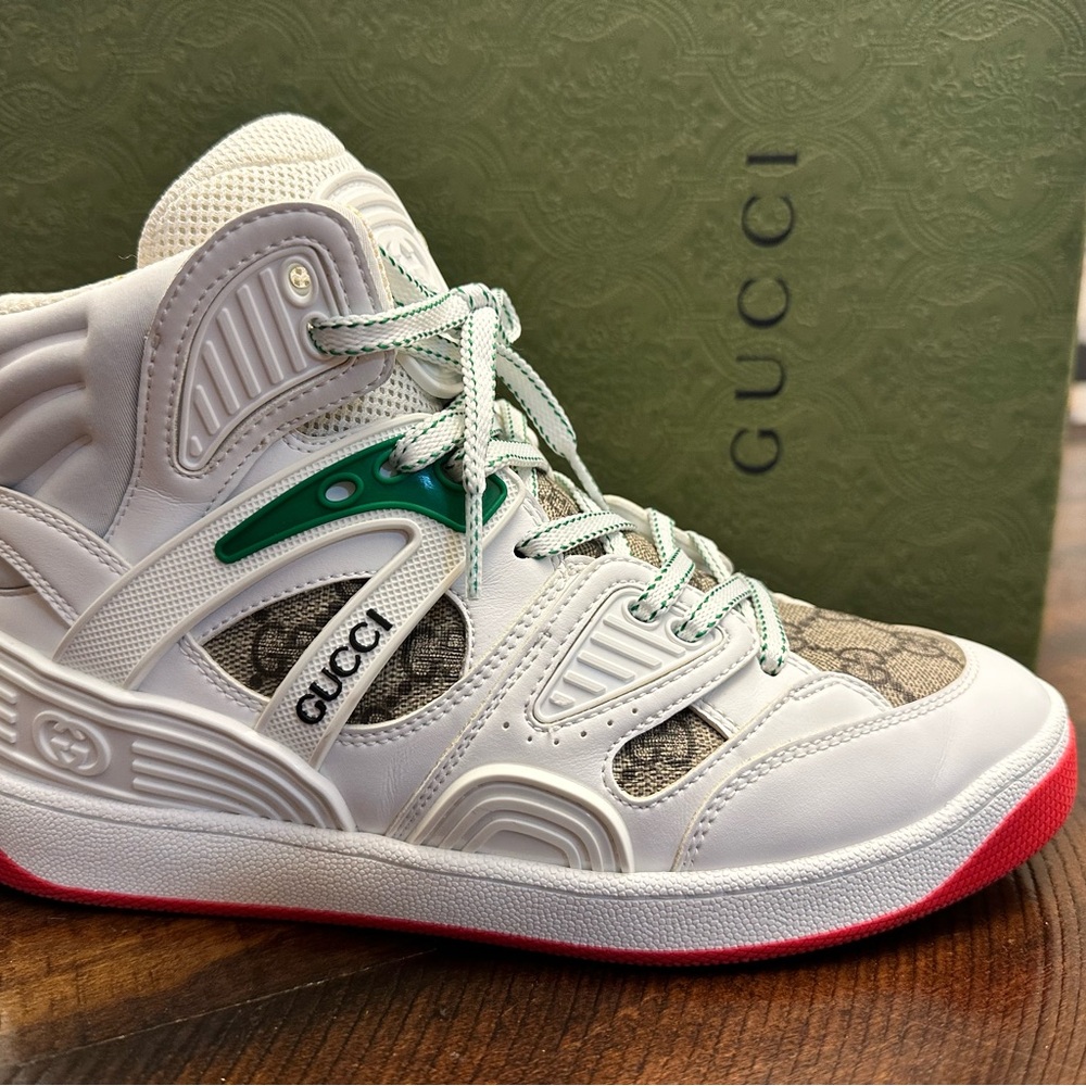 Gucci Demetra Sneakers with Green Accents